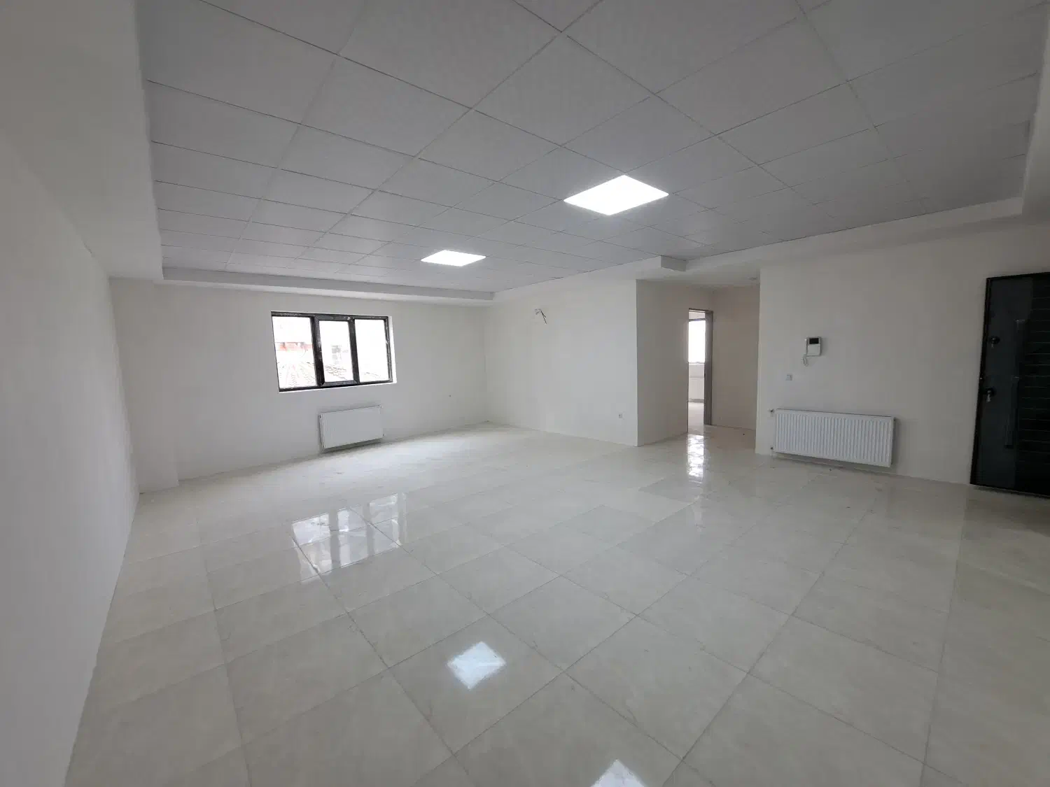 ۱۳۰متر/ چهارراهگلسار/ ۳خواب|اجارهٔ دفتر کار، اتاق اداری، مطب|رشت, گلسار|دیوار