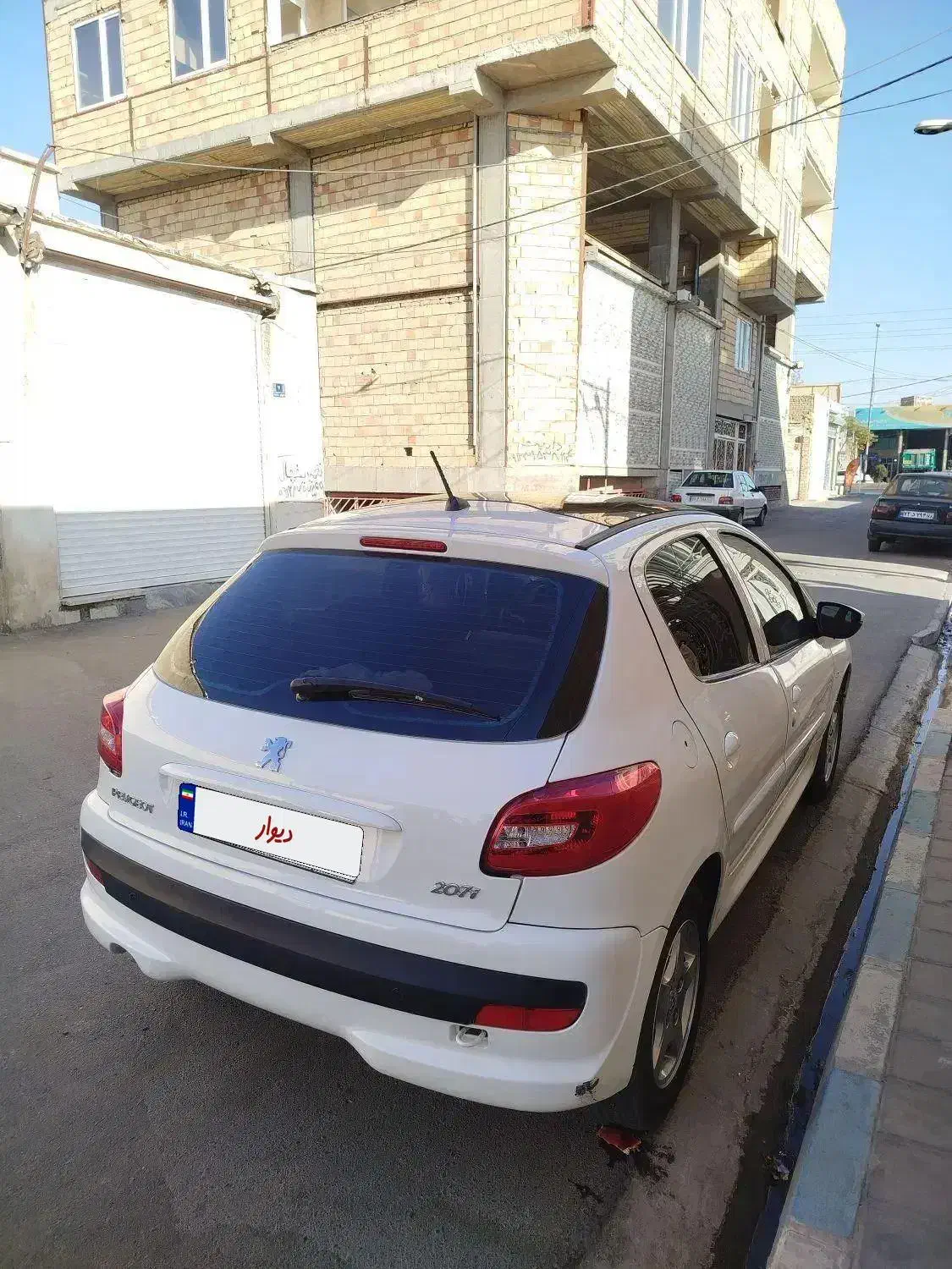 207 مدل 1402 پانا ارتقاء یافته بی رنگ رینگ|خودرو سواری و وانت|صفادشت, |دیوار