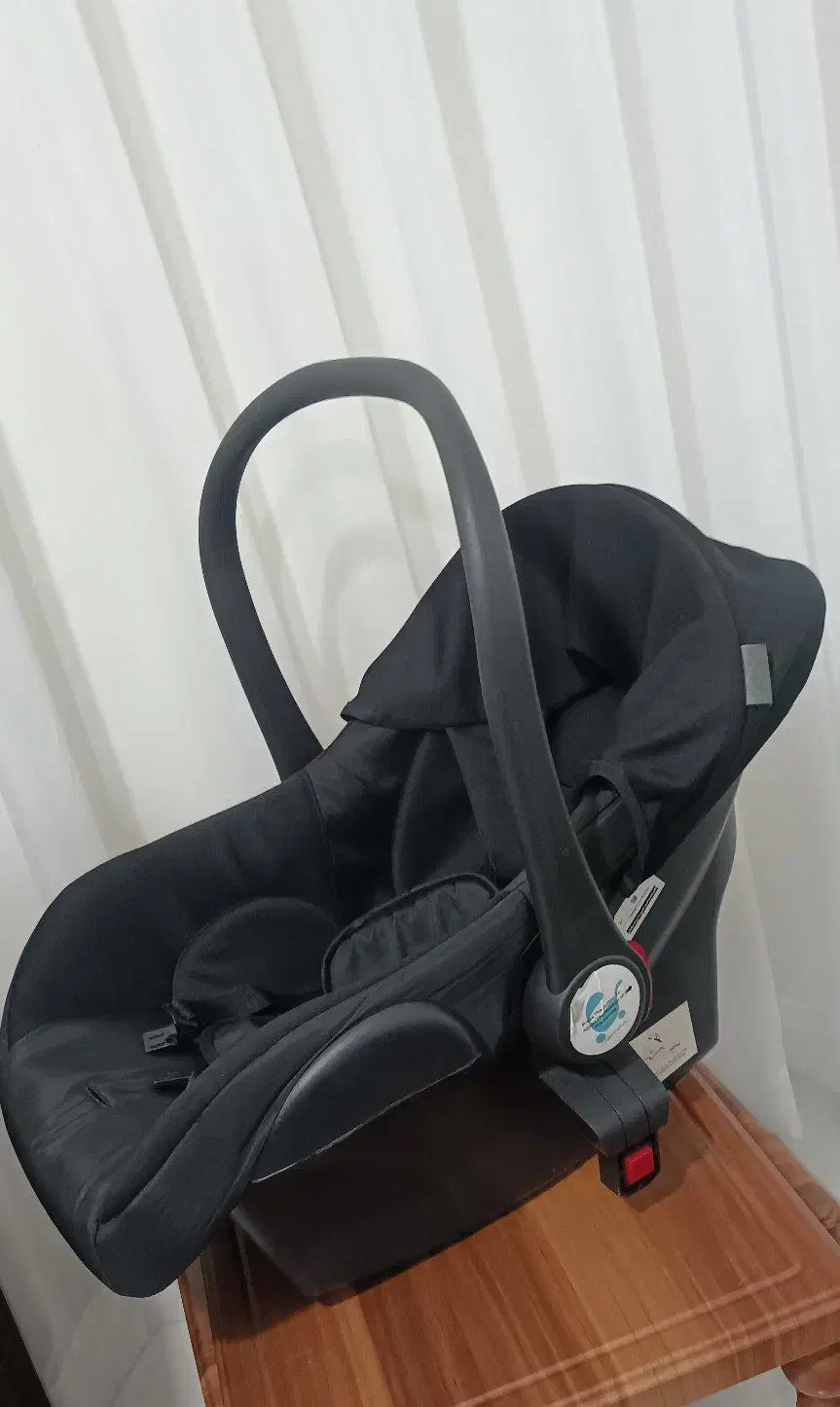 کریر نوزاد|کالسکه و لوازم جانبی|رشت, نخودچر|دیوار