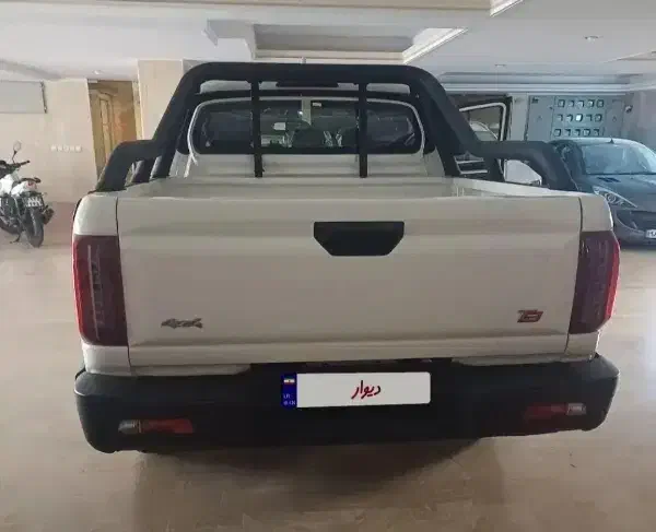 کی ام سی تی ۹ سفید پابه صفر|خودرو سواری و وانت|اصفهان, وحید|دیوار