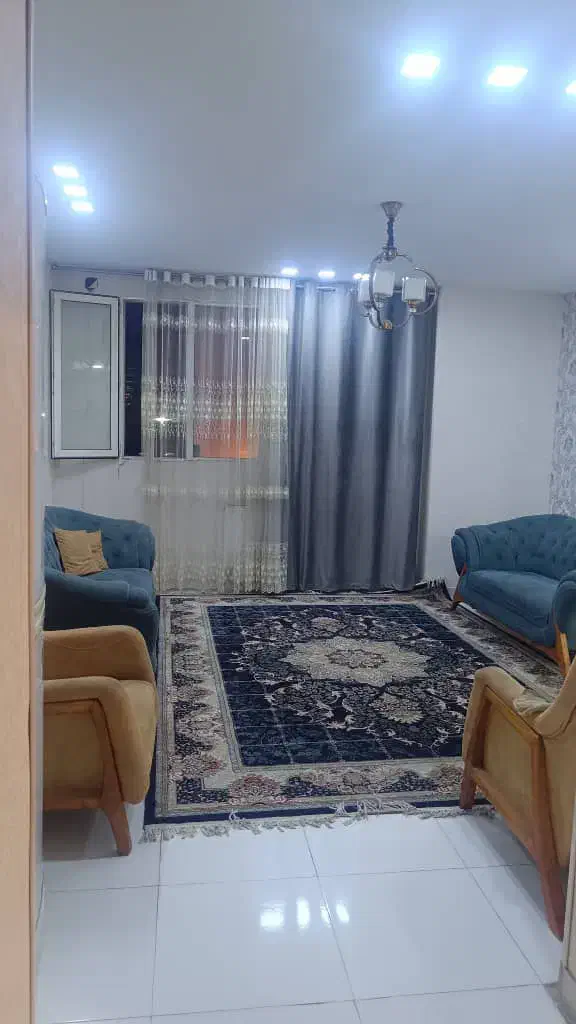 مبله صدرا جهت مسافر|اجارهٔ کوتاهمدت آپارتمان و سوئیت|شیراز, ملاصدرا|دیوار