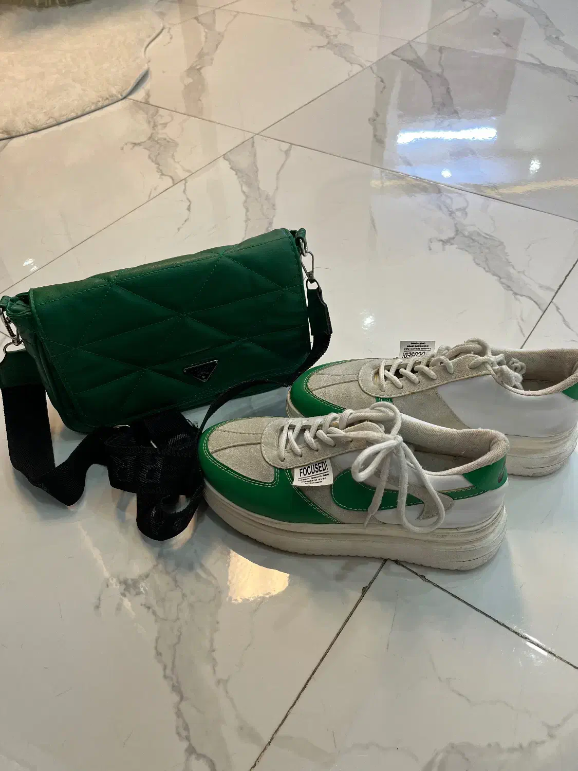 کیف و کفش اسپرت|کیف، کفش، کمربند|اصفهان, شمس آباد|دیوار