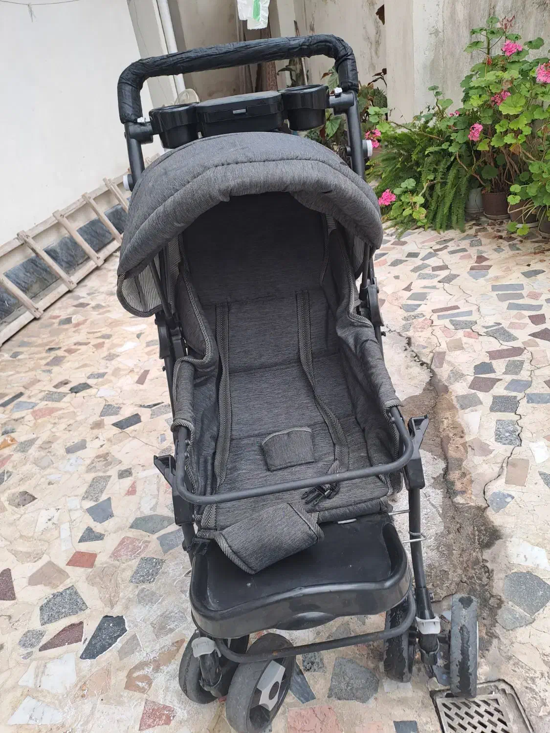 فروش کالسکه و آغوشی ...سالم|کالسکه و لوازم جانبی|صومعهسرا, |دیوار