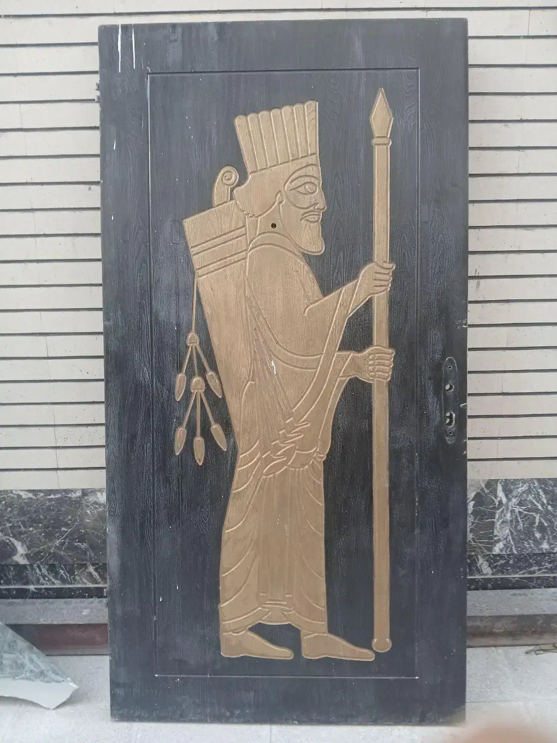 در چوبی ورودی اپارتمان فروشی|مصالح و تجهیزات ساختمان|شاهین‌شهر, شهرک گلدیس|دیوار