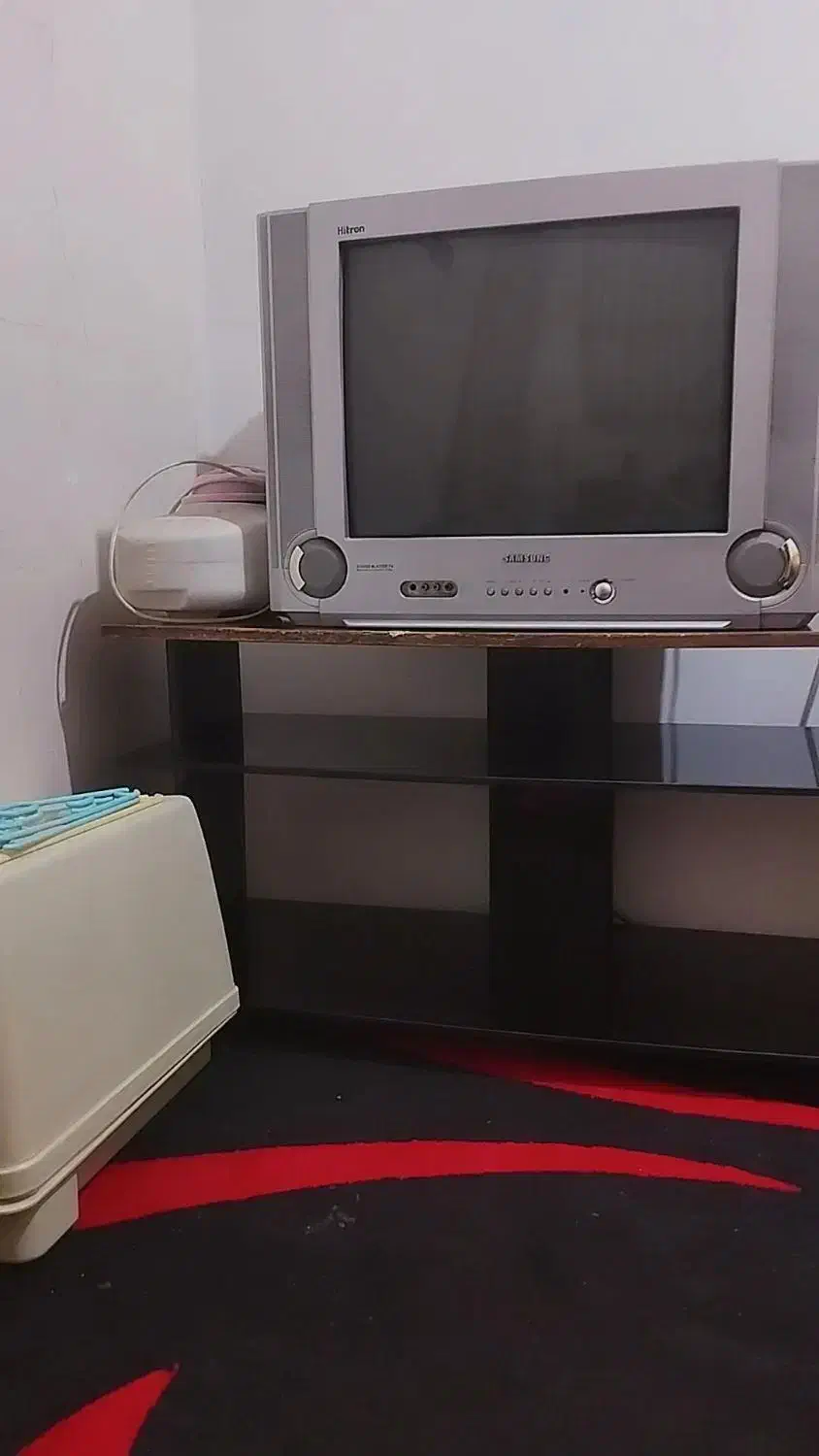 تلویزیون و میز تلویزیون|تلویزیون و پروژکتور|خرمآباد, |دیوار