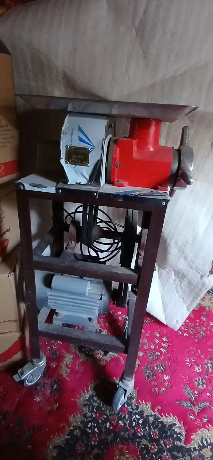 چرخ گوشت صنعتی در حدنو|فروشگاه و مغازه|جوانرود, |دیوار