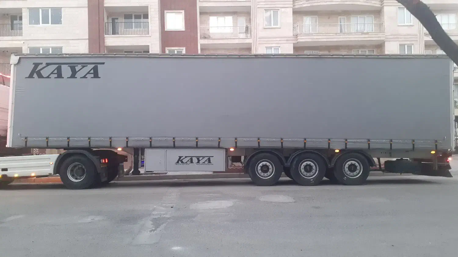 معاوضه اپارتمان با کشنده البرز امیکو فاو کاوه CNC|خودرو سنگین|فردیس, شهرک وحدت|دیوار