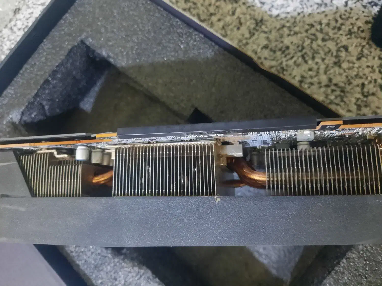 کارت گرافیک ۳فن ۱۶ گیگ rx6800gigabyte|قطعات و لوازم جانبی رایانه|فولادشهر, B5|دیوار