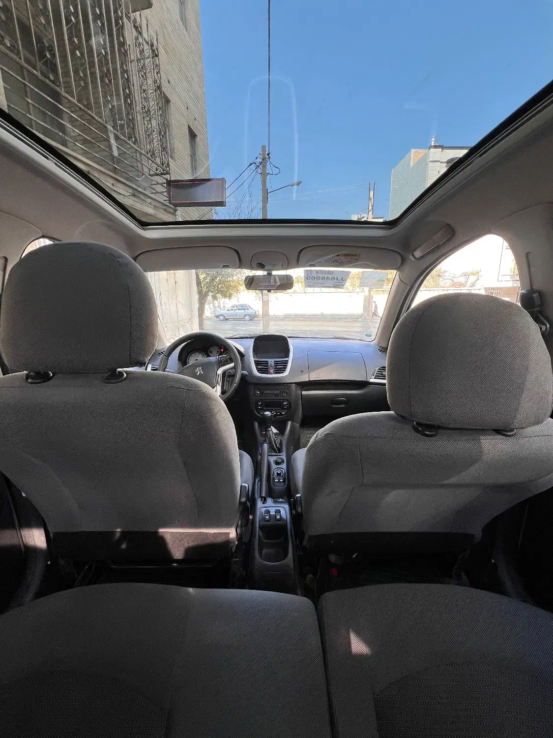 207پانا1400ارتقایافته فرمان برقی بی رنگ درحدtu5|خودرو سواری و وانت|همدان, |دیوار