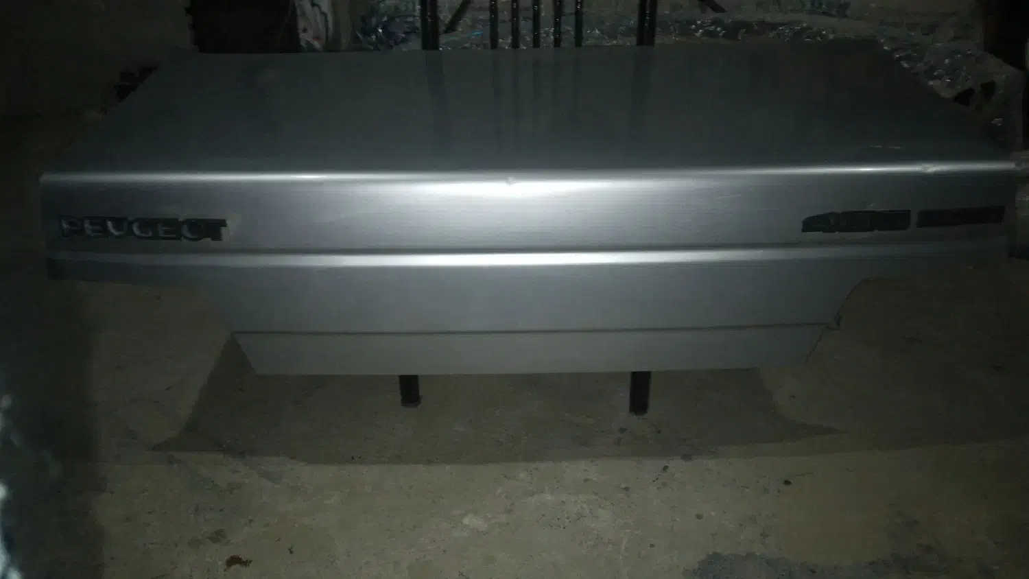 صندوق پژو۴۰۵ نقزه ای رنگ فابریک|قطعات یدکی و لوازم جانبی|لاران, |دیوار