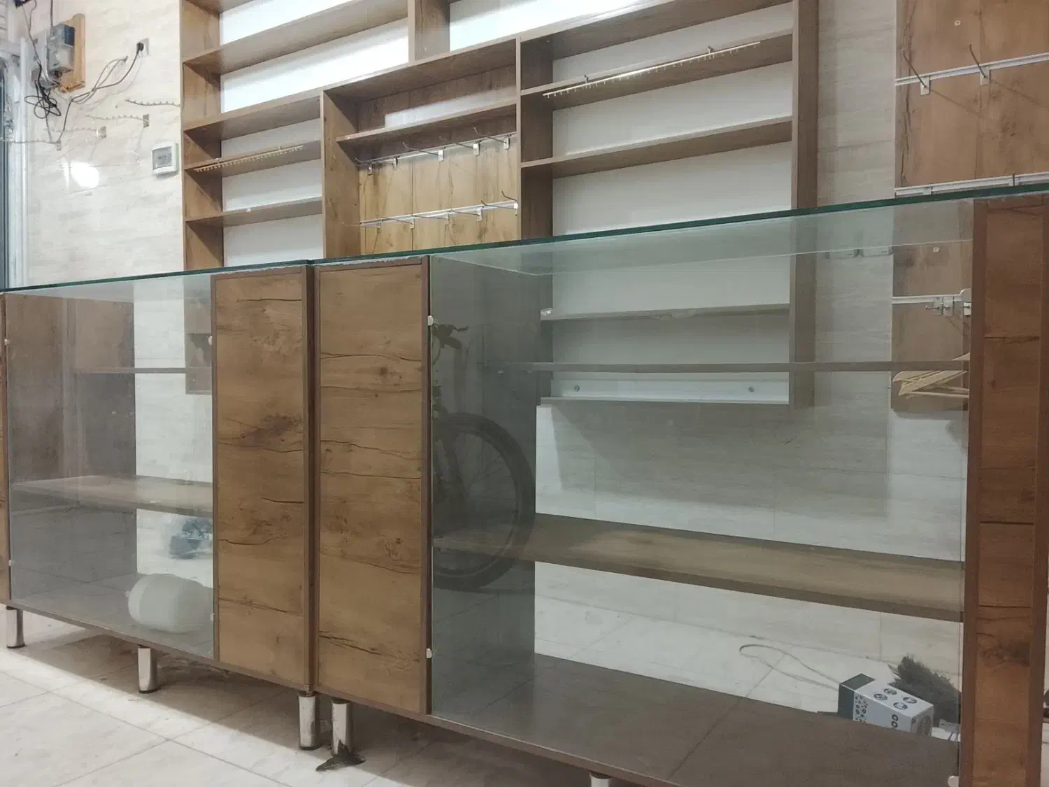 فروش انواع ویترین وقفسه|بوفه، ویترین، کنسول|خرم‌آباد, |دیوار