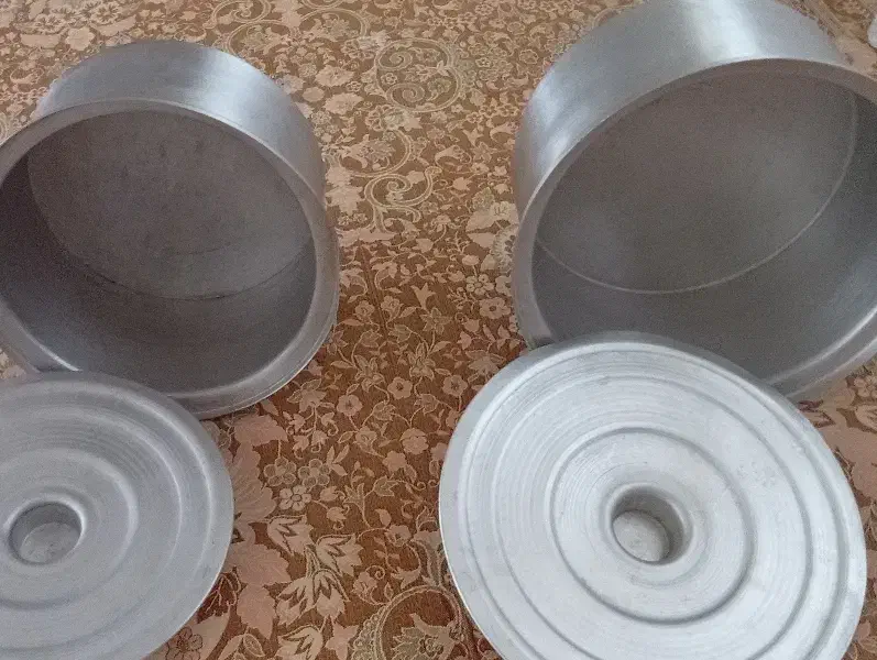 دو عدد قابلمه بزرگ|ظروف پختوپز|تاکستان, |دیوار