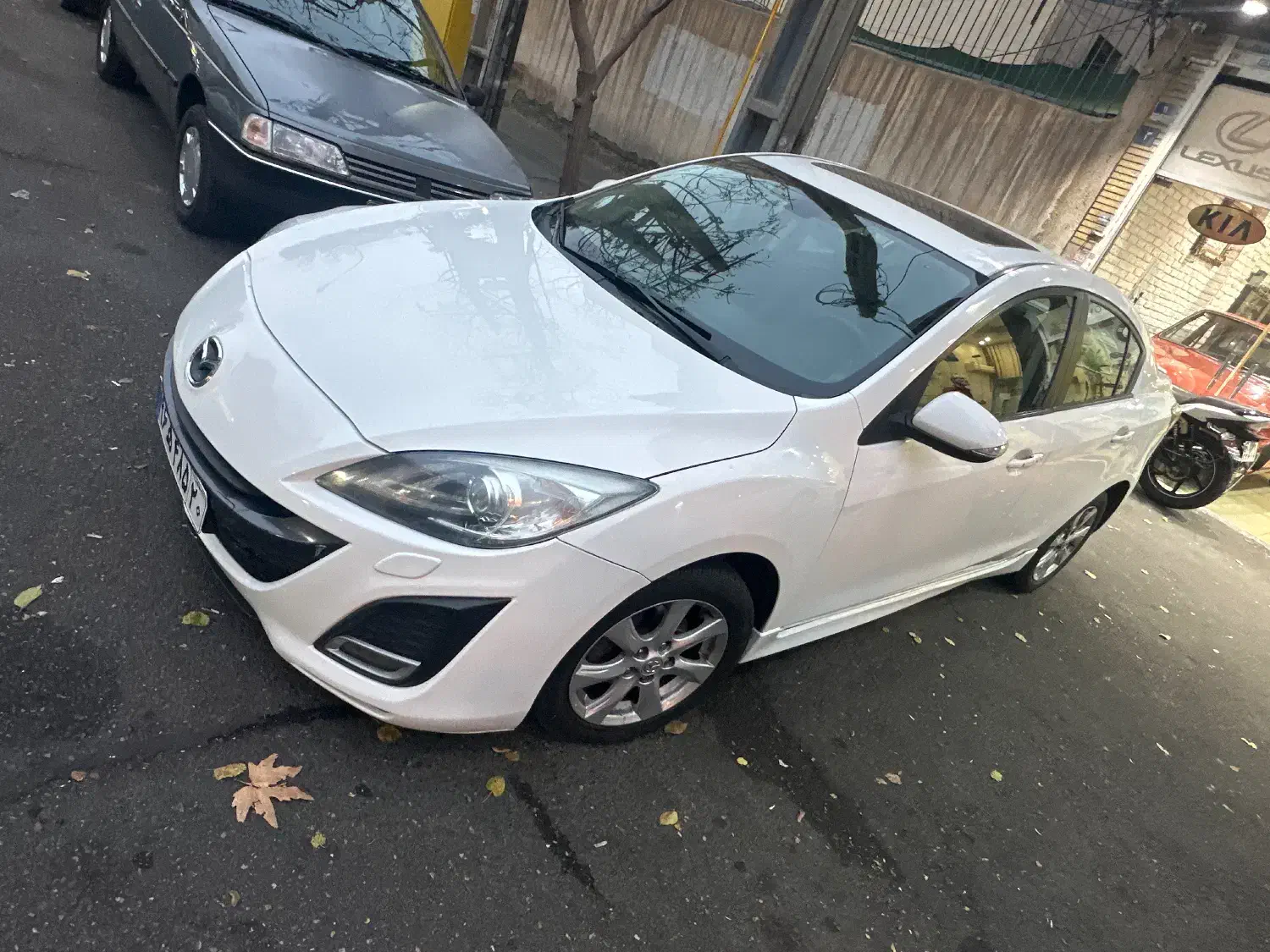 مزدا نیو مدل۱۳۹۰|خودرو سواری و وانت|تهران, جمالزاده|دیوار