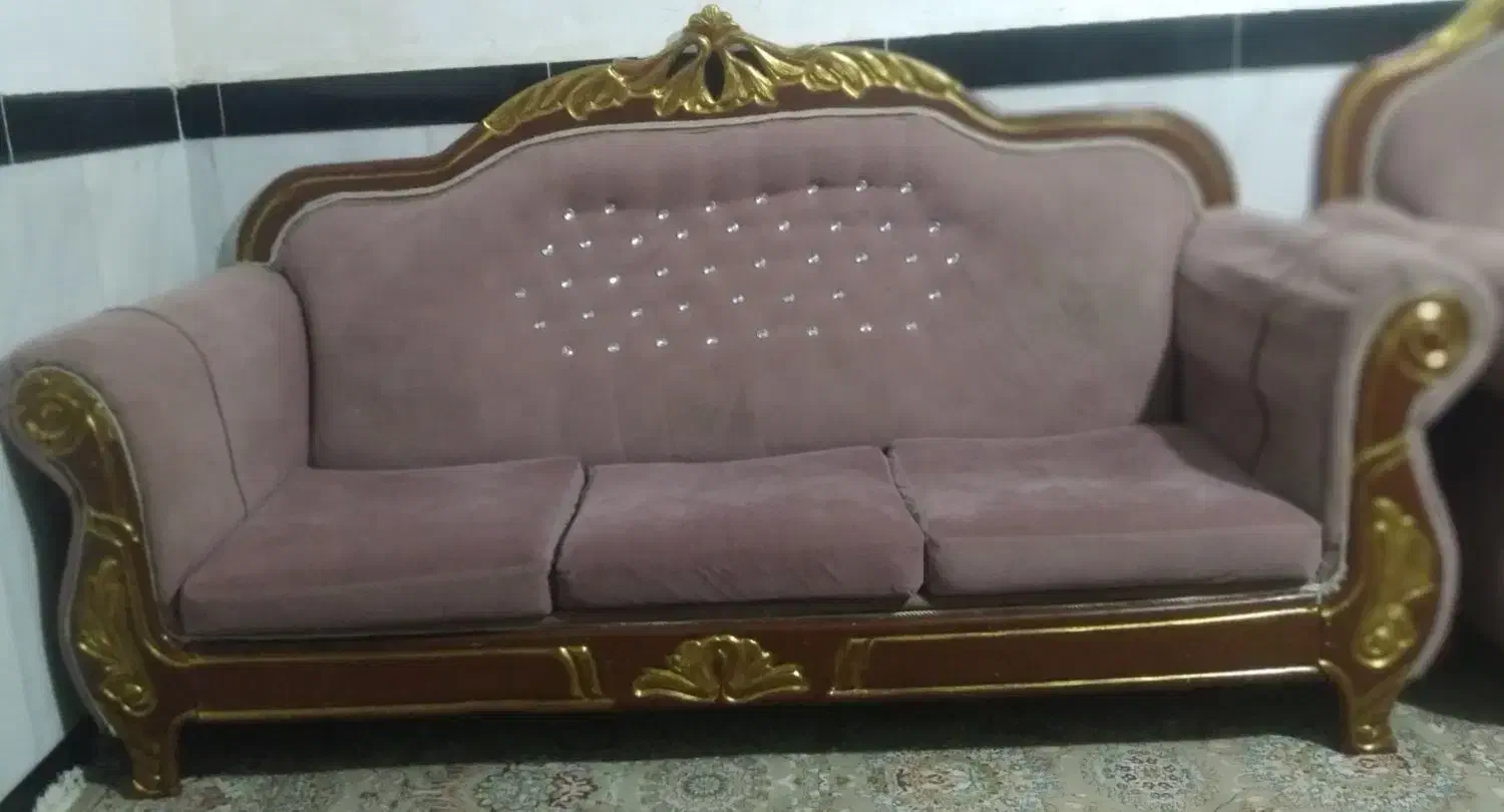 مبل ۷نفره سالم|مبلمان خانگی و میز عسلی|جوانرود, |دیوار