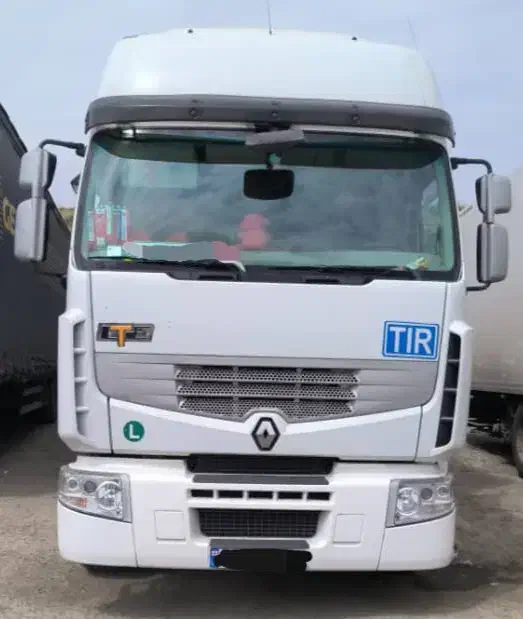 کشنده رنو پریمیوم پلاک گرجی - گرجستان|خودرو سنگین|ری, شهید بهشتی|دیوار