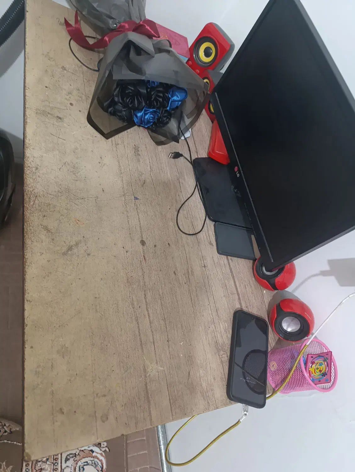 میز کامپیوتر سالم|میز تحریر و کامپیوتر|کرمانشاه, |دیوار