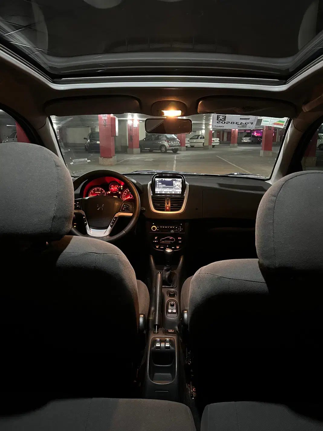 ۲۰۷ سقف شیشه ای مدل ۱۴۰۲|خودرو سواری و وانت|اندیشه, اندیشه فاز ۴|دیوار