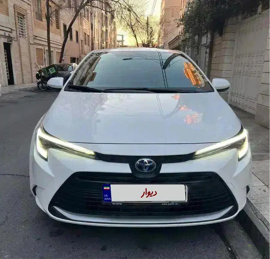تویوتا لوین هیبرید ۲۰۲۳|خودرو سواری و وانت|تهران, سعادت‌آباد|دیوار