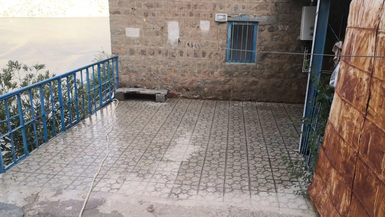 اقامتگاه با ویوی زیبا در کرمانشاه،پاوه،روستای هجیج|اجارهٔ کوتاه‌مدت آپارتمان و سوئیت|پاوه, |دیوار