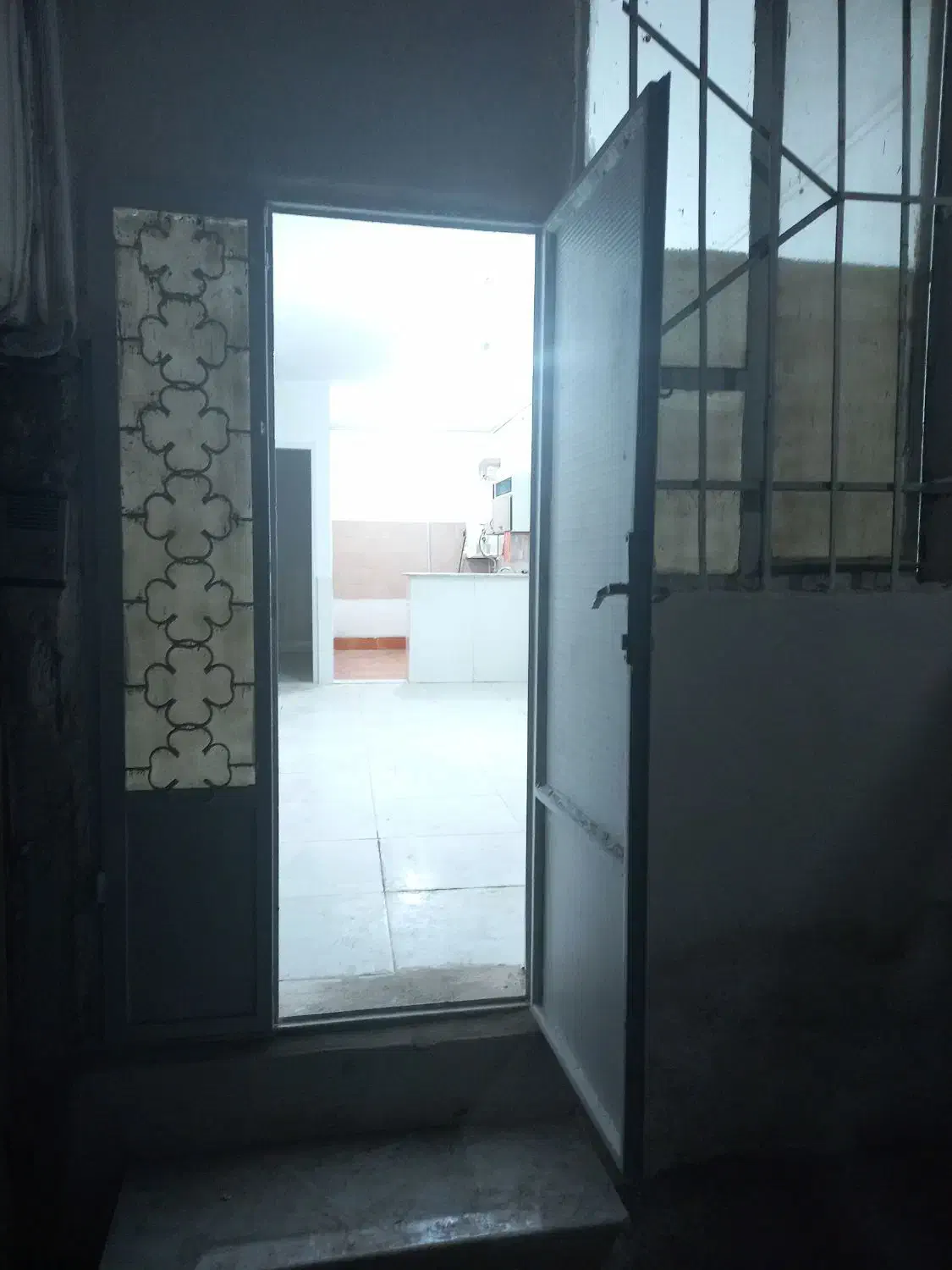 آپارتمان ۵۰ متری. راه جدا|فروش آپارتمان|مشهد, یوسفیه (شهرک غرب)|دیوار