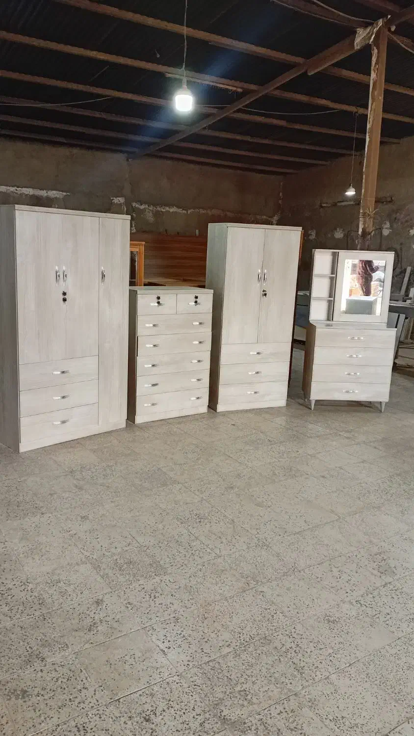 کمد ودراور  میز ارایشی|جاکفشی، کمد، دراور|تهران, شهید رجایی|دیوار