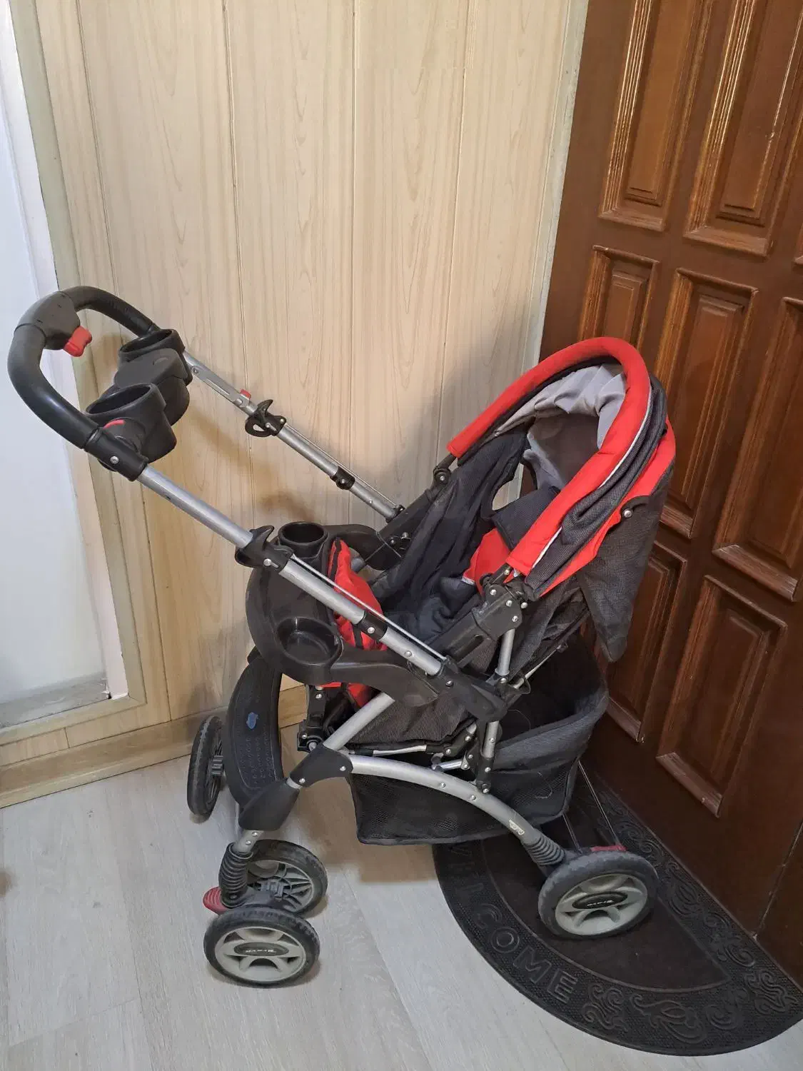 کالسکه و ساک حمل نوزاد و گهواره|اسباب و اثاث بچه|شیراز, شهرک گلستان|دیوار