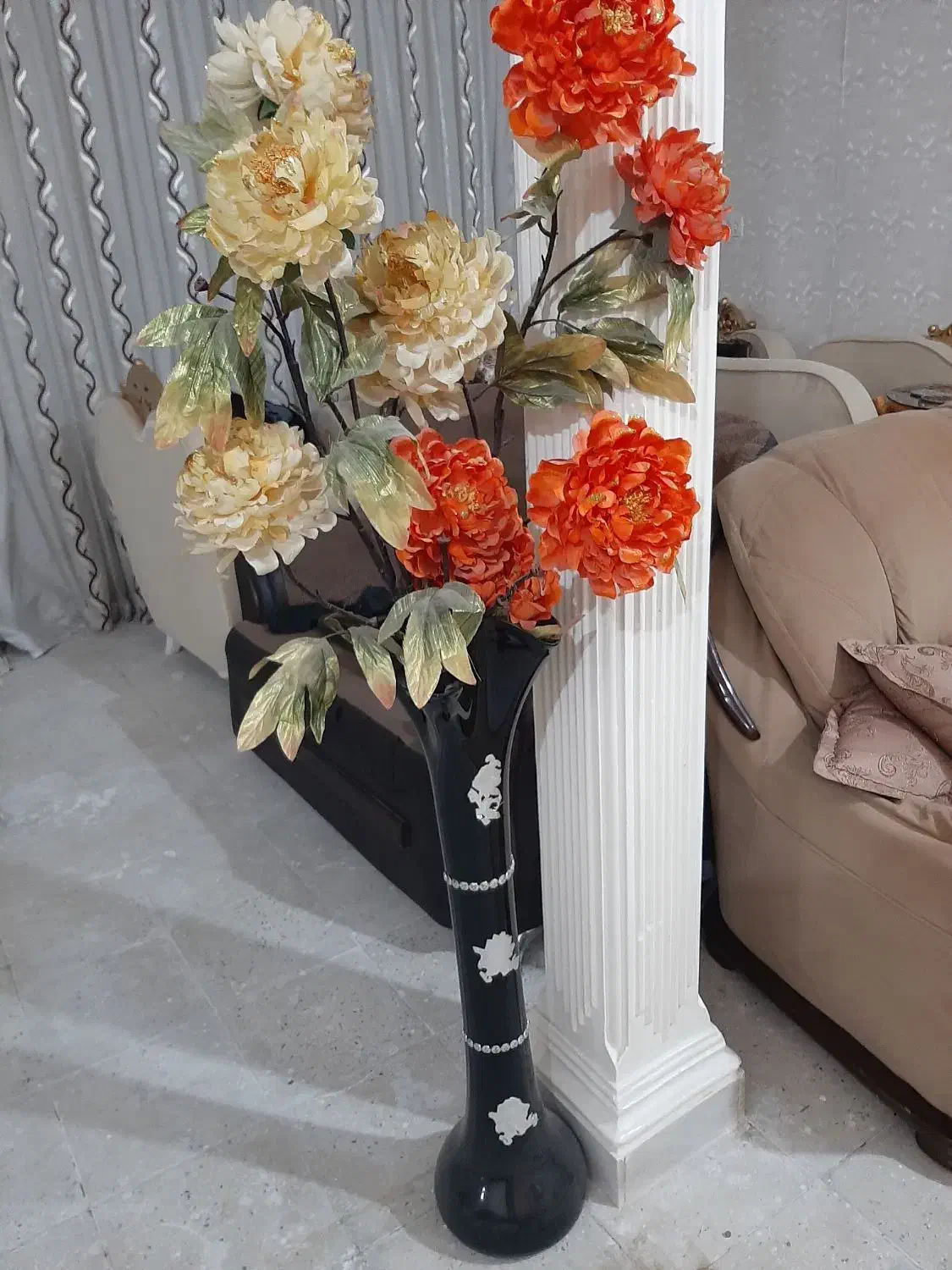 گل وگلدان|گل مصنوعی|قم, چهار امامزاده|دیوار