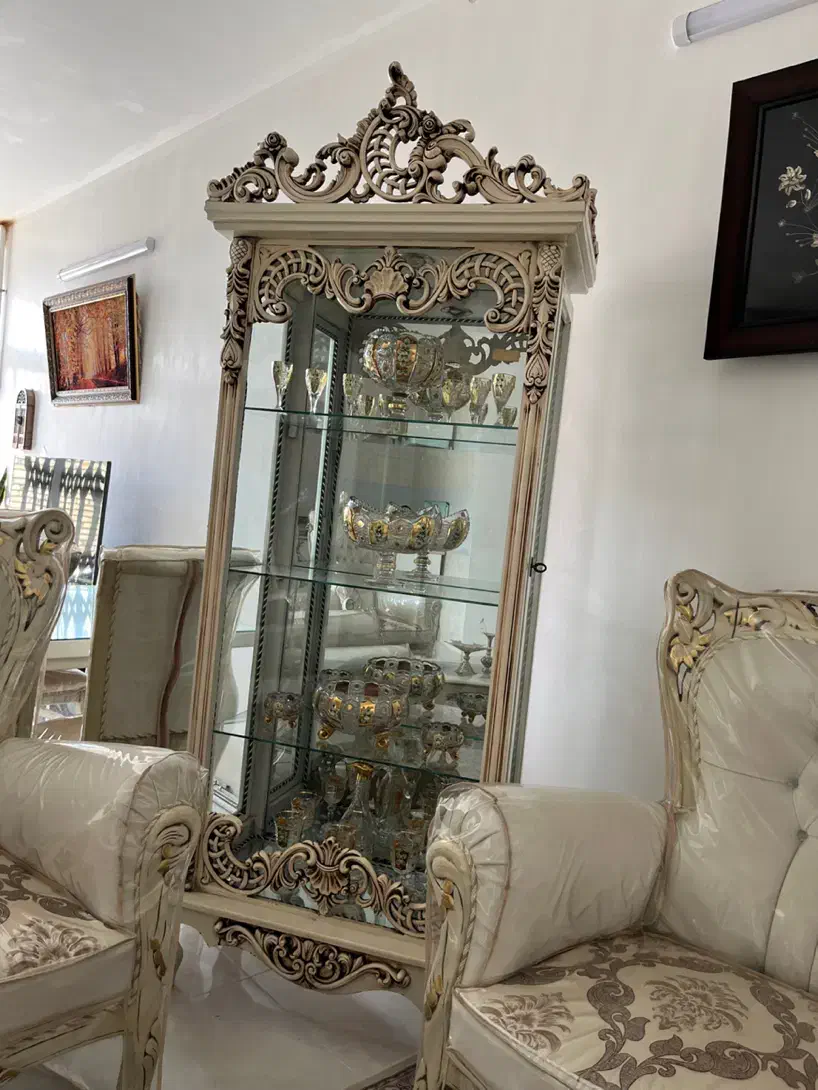 ویترین نو نو|بوفه، ویترین، کنسول|اصفهان, باغ فدک|دیوار