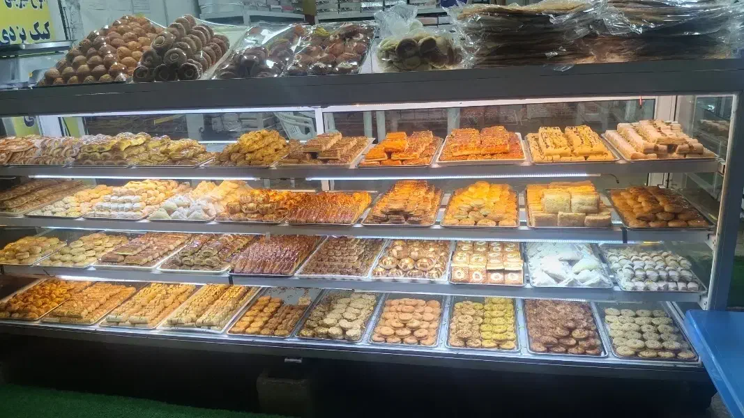 کارگاه شیرینی پزی|استخدام خدمات فروشگاه و رستوران|آمل, |دیوار