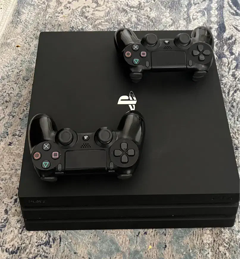 ps4 pro 1t|کنسول، بازی ویدئویی و آنلاین|سیرجان, |دیوار