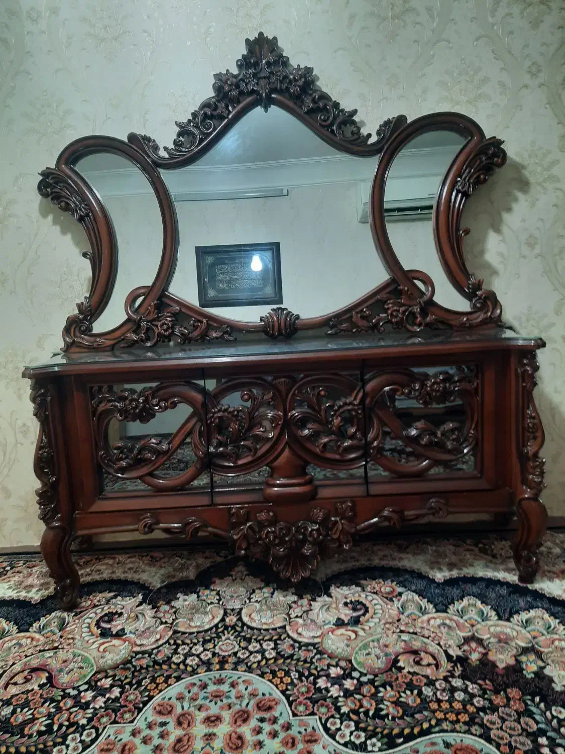 میزکنسول|بوفه، ویترین، کنسول|قم, امامزاده ابراهیم|دیوار