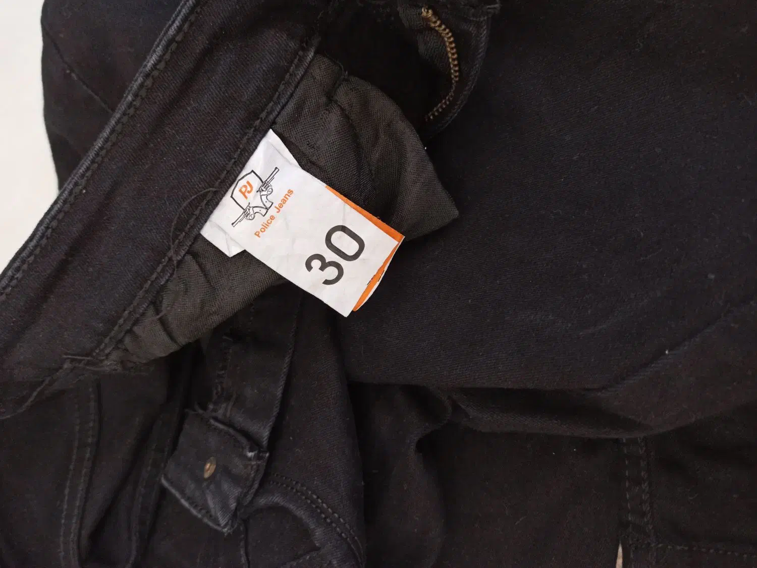 یه مقدار لباس که همگی در حد نو هستش|لباس|گرمسار, |دیوار