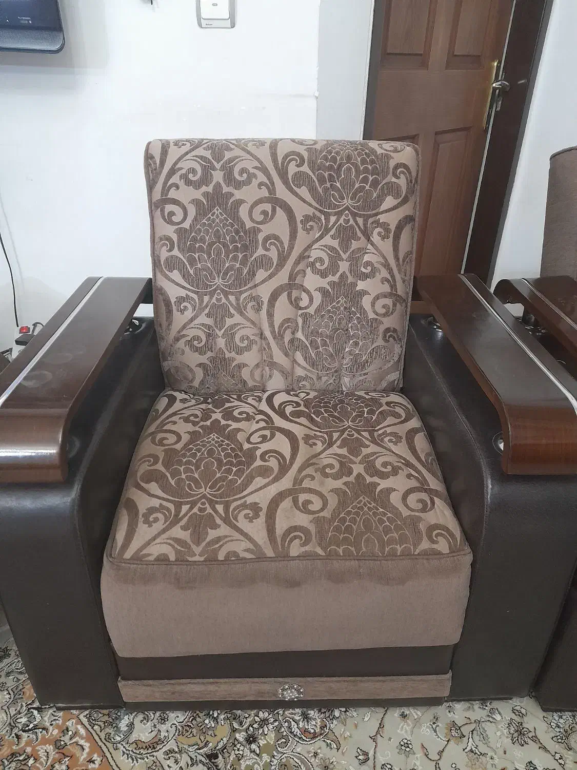 مبل تخت شو|مبلمان خانگی و میز عسلی|ارومیه, |دیوار