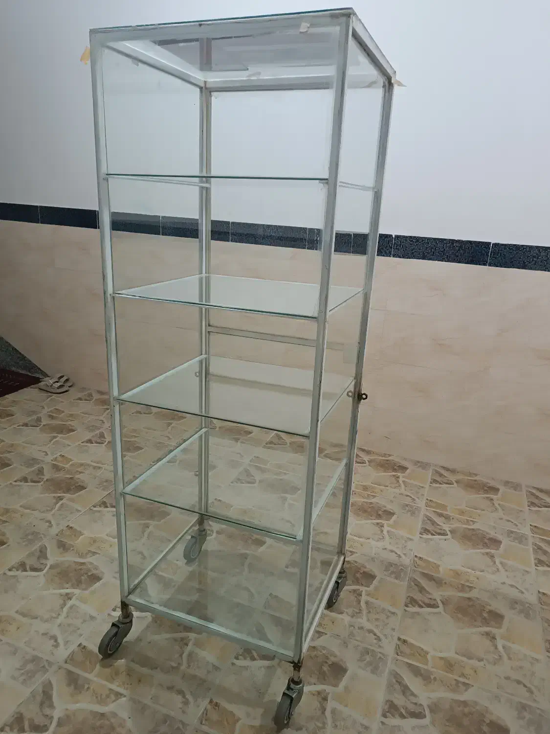 ویترین یا بوفه فروش|فروشگاه و مغازه|پیرانشهر, |دیوار