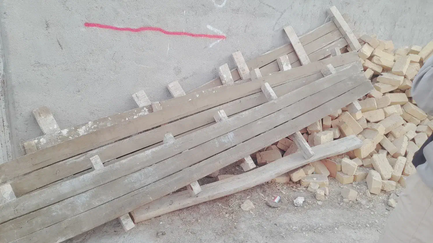 صد متر تخته آرماتور بنی فروشی|مصالح و تجهیزات ساختمان|قوچان, |دیوار