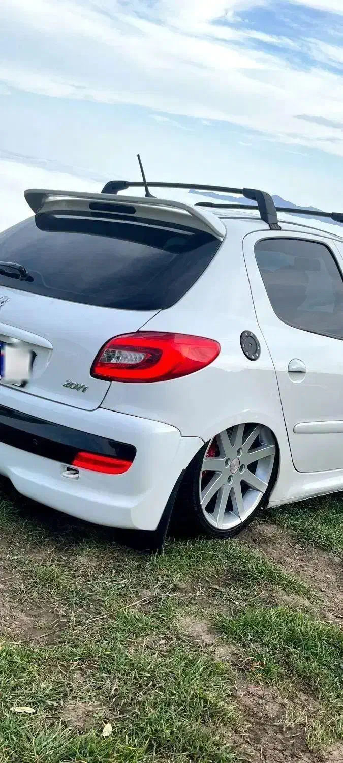 ۲۰۷ مدل۸۹ بی رنگ بی ضربه لوازمی|خودرو سواری و وانت|اردبیل, |دیوار