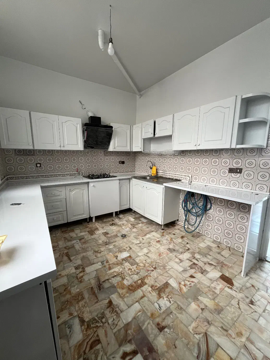 شهران*۱۰۰ متر*تک واحدی*بازسازی