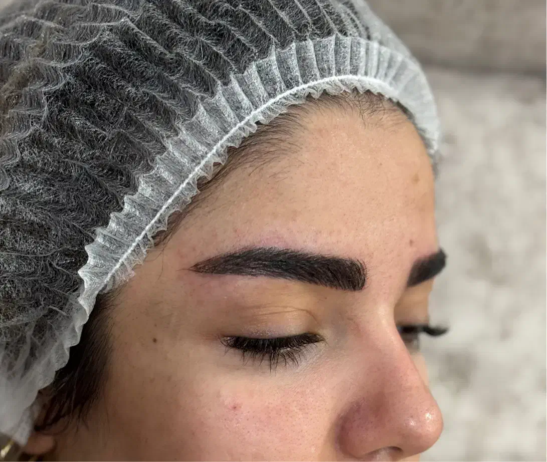 خدمات تتو صورت بدن|خدمات آرایشگری و زیبایی|صحنه, |دیوار