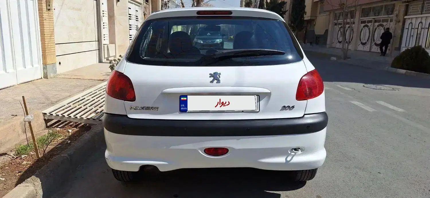 206 تیپ 2|خودرو سواری و وانت|شاهینشهر, خبرنگار|دیوار