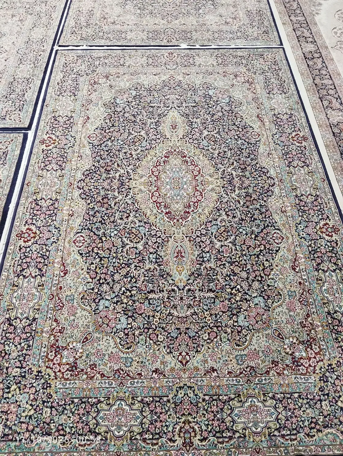 چهار عدد فرش شش شیش ۶ متری تراکم ۱۲۰۰ سرمه‌ای سالم|فرش|ملایر, |دیوار