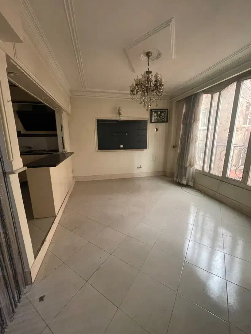 ۴۵متری با پارکینگ