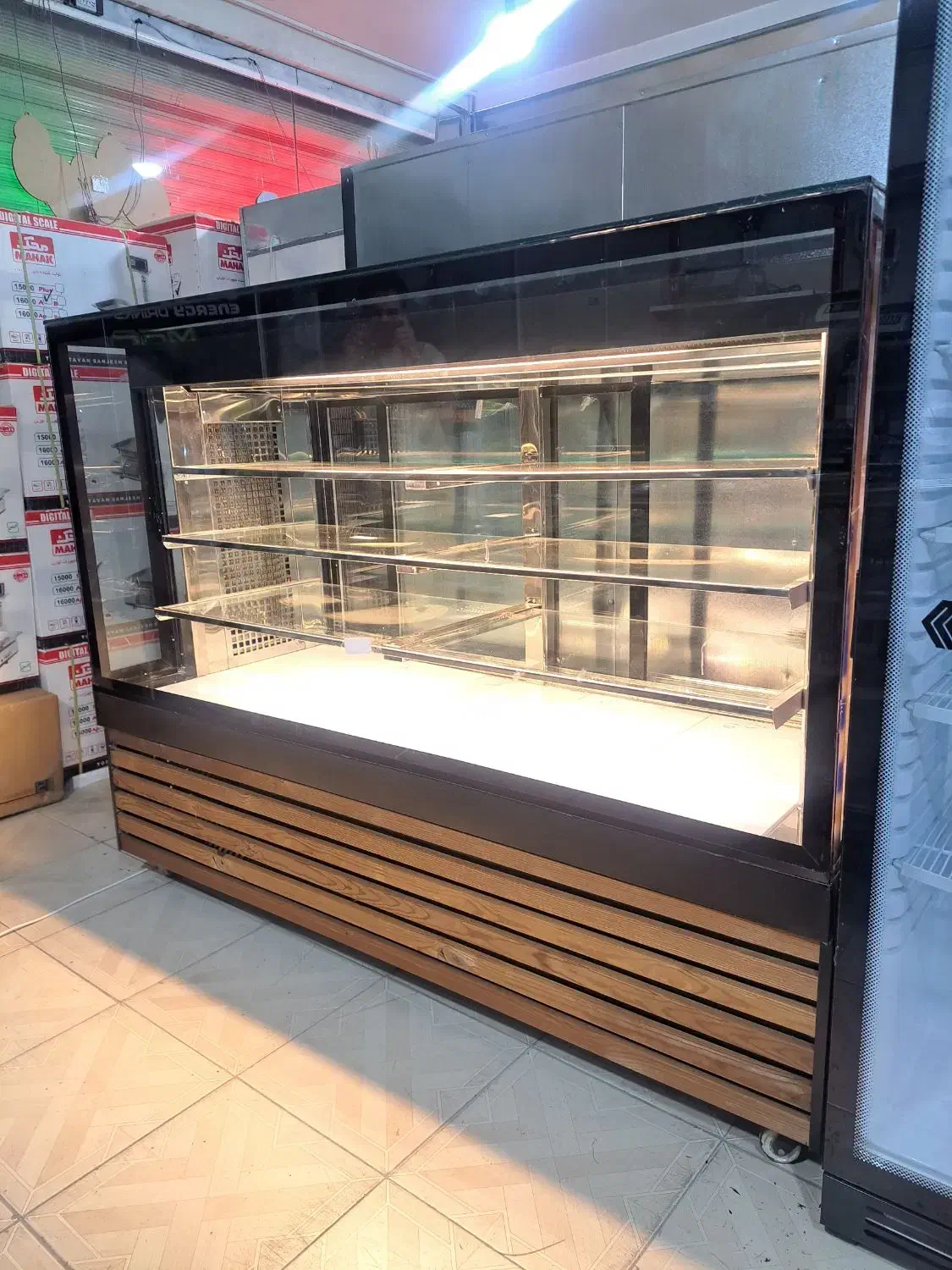 یخچال hhایستادهuu مکعبیff قنادی شیرینی فروشی|فروشگاه و مغازه|اسلامآباد غرب, |دیوار