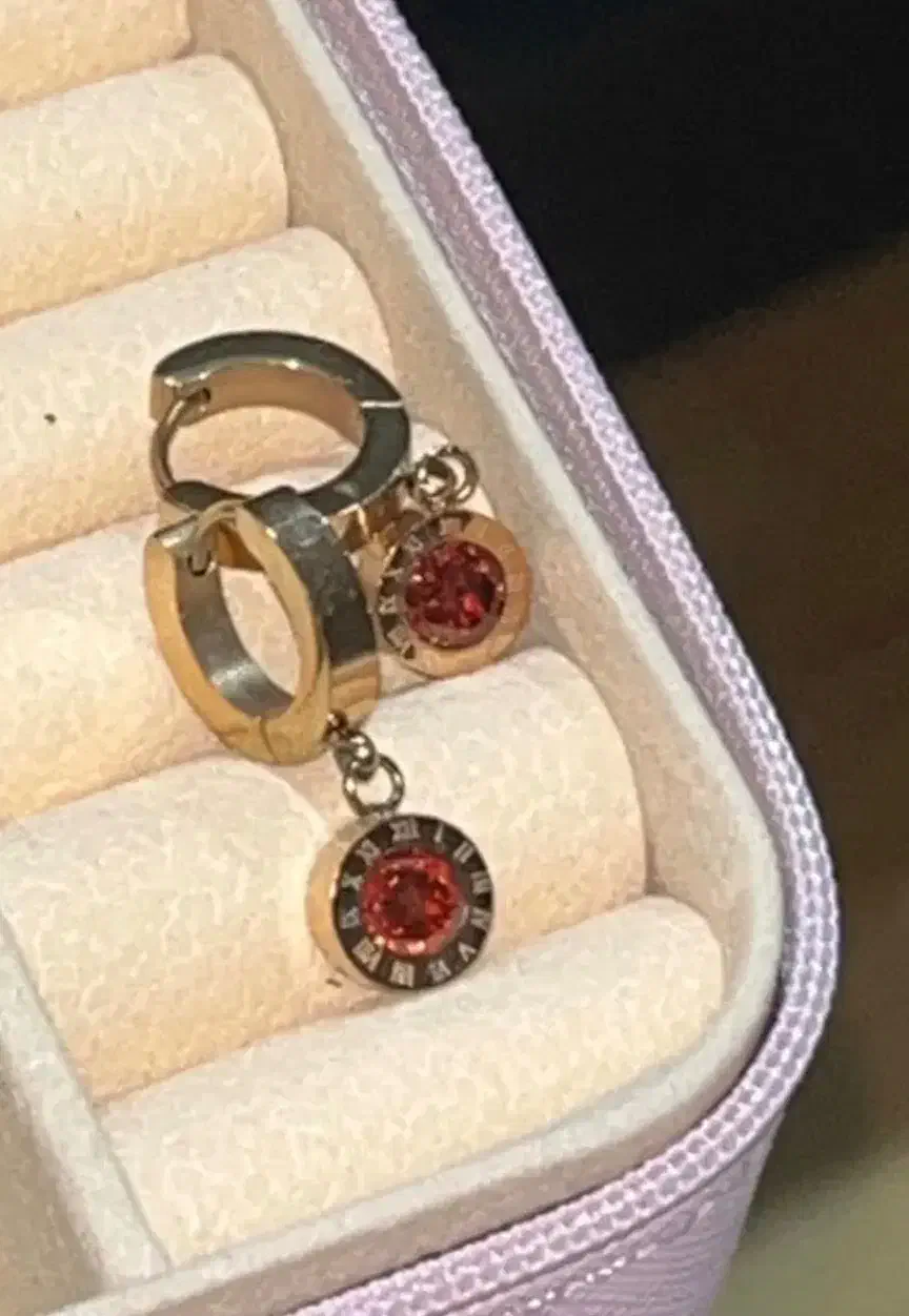 گوشواره‌های رنگ ثابت ترک|بدلیجات|تهران, چیذر|دیوار