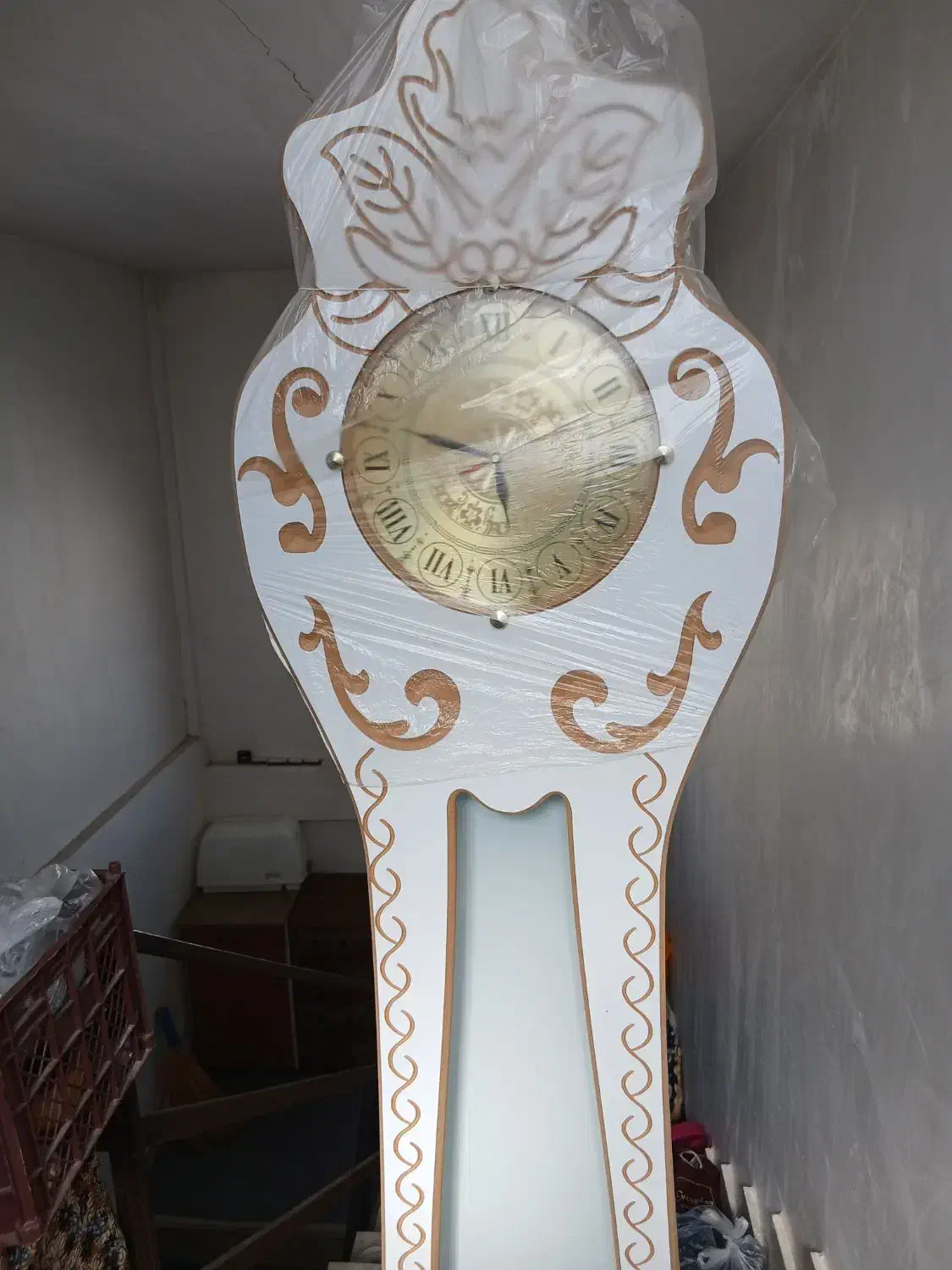 ساعت ایستاده سالم بدون ایرادی|ساعت دیواری و تزئینی|اردبیل, |دیوار