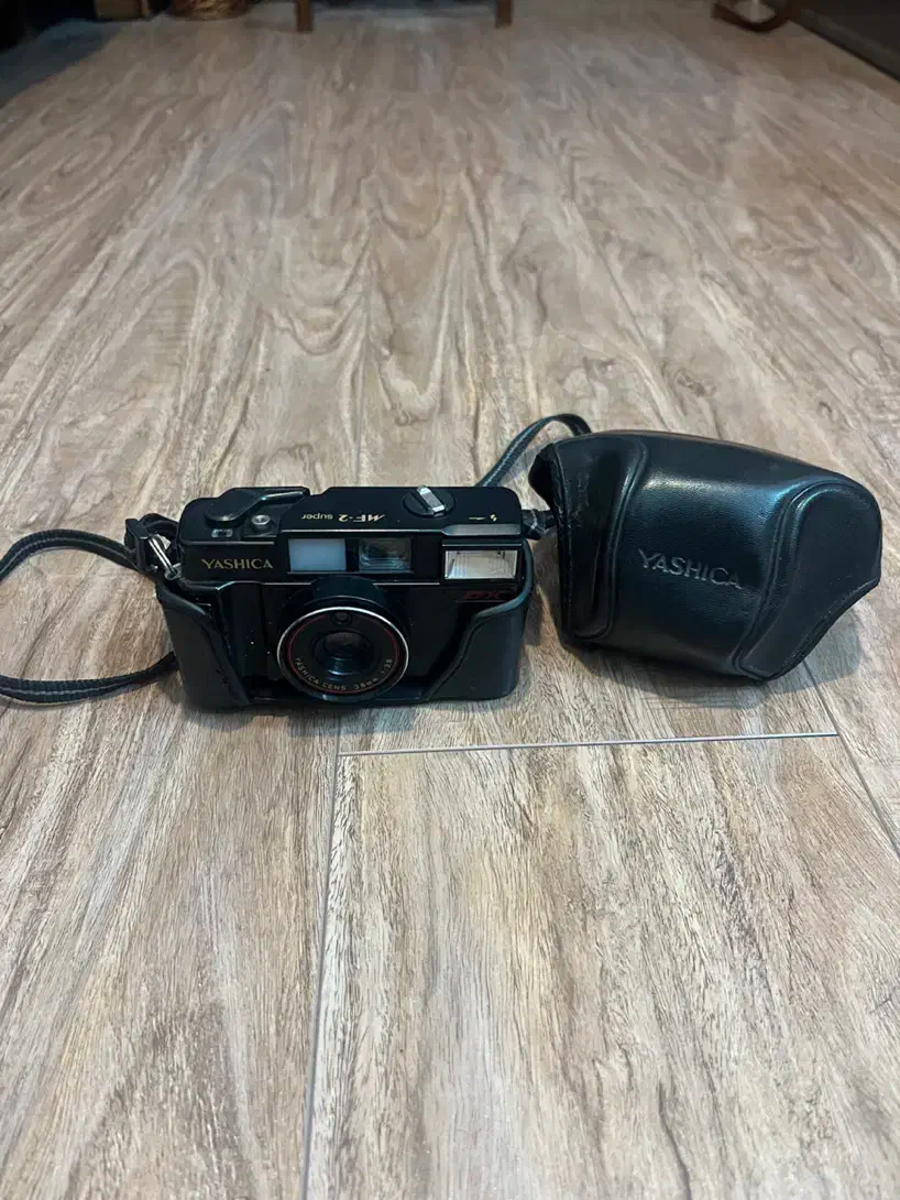 دوربین یاشیکا ژاپن کلکسیونی|دوربین عکاسی و فیلمبرداری|اصفهان, آبشار|دیوار