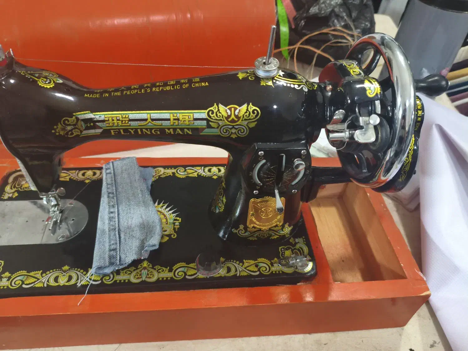 چرخ خیاطی خانگی سالم|چرخ خیاطی و ریسندگی|رباطکریم, رباطکریم|دیوار