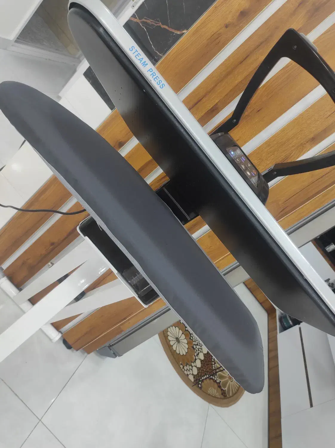 اتو پرس سایز بزرگ اتوپرسی اتو بخار ایستاده اتوبخار|اتو و لوازم اتو|مریوان, |دیوار