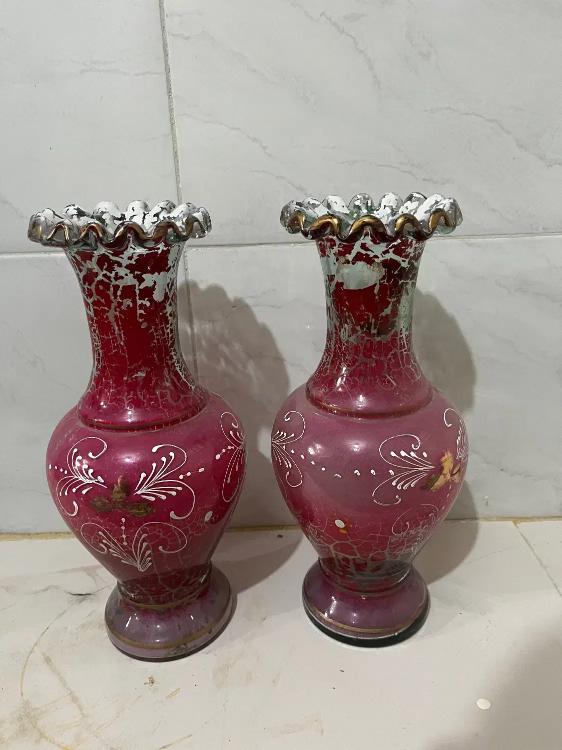 گلدان قدیمی|کلکسیون اشیاء عتیقه|ابریشم, |دیوار