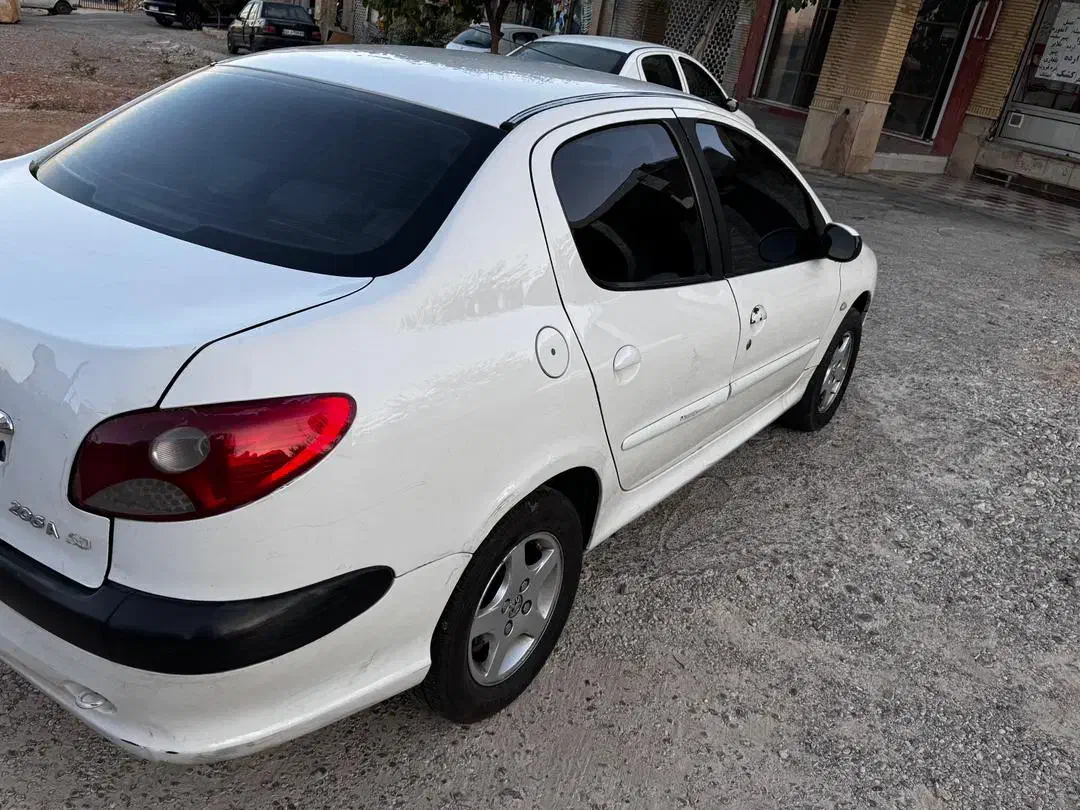 206sd اتومات تیپ ۶|خودرو سواری و وانت|شیراز, دست خضر|دیوار