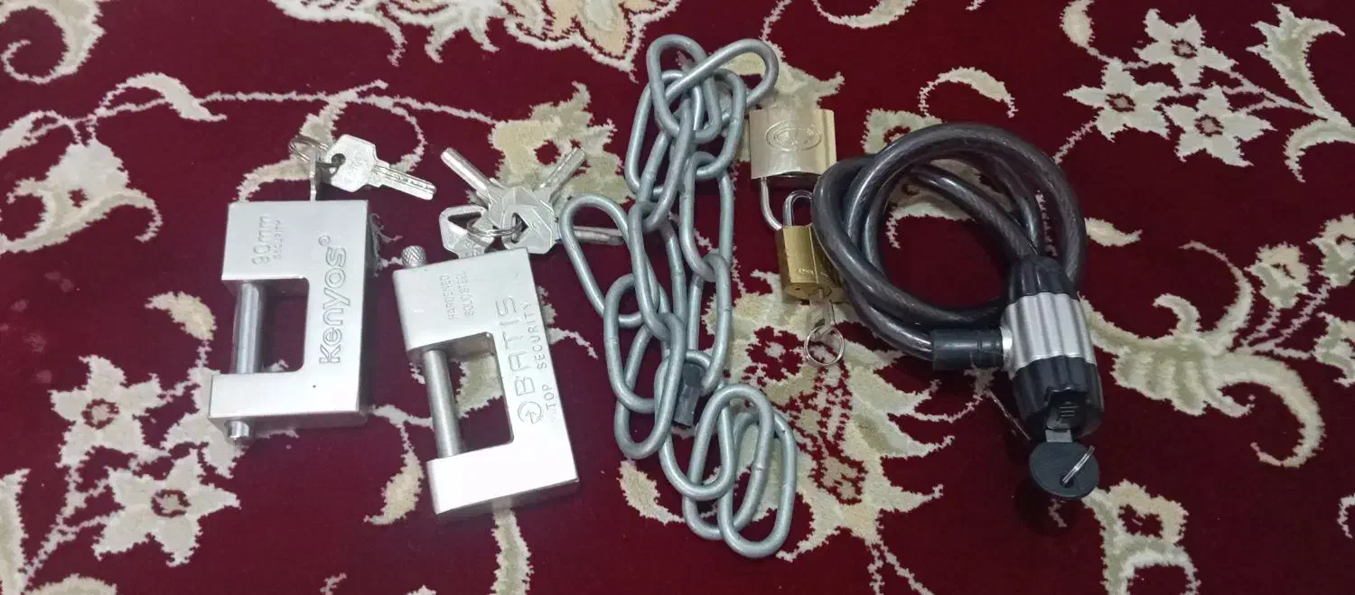 قفل|ابزارآلات|اردکان, |دیوار